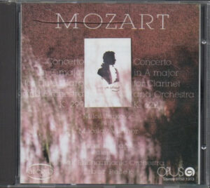 MOZART - Concerto in C major / Concerto in A major