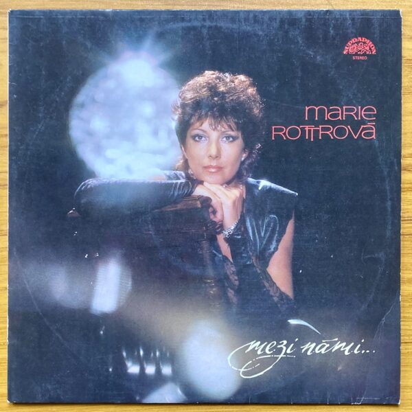 MARIE ROTTROVÁ - Mezi námi
